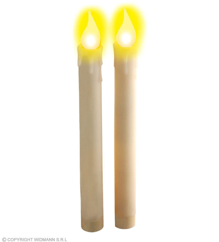 Dve sviečky v bielej farbe