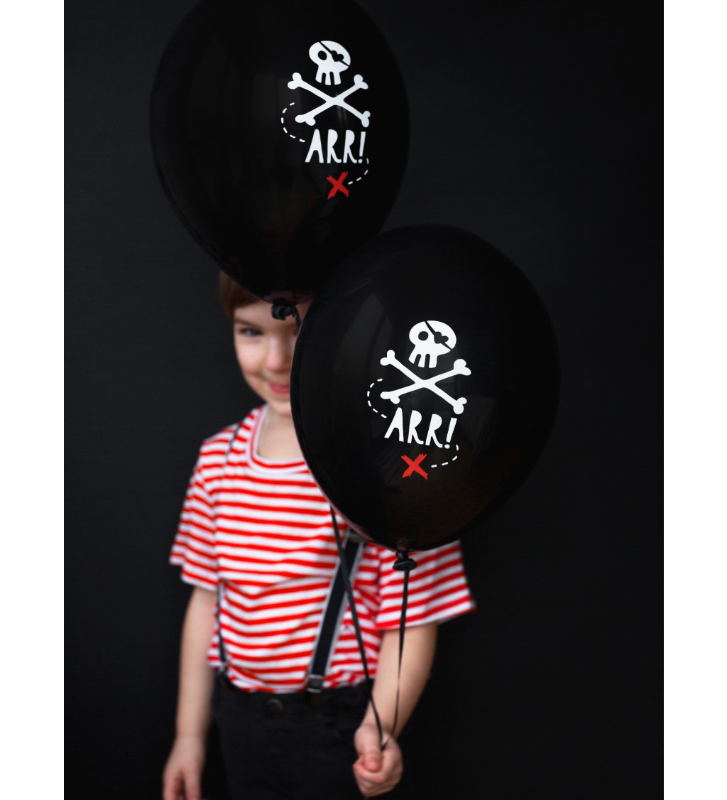 Čierne pirátske balóniky