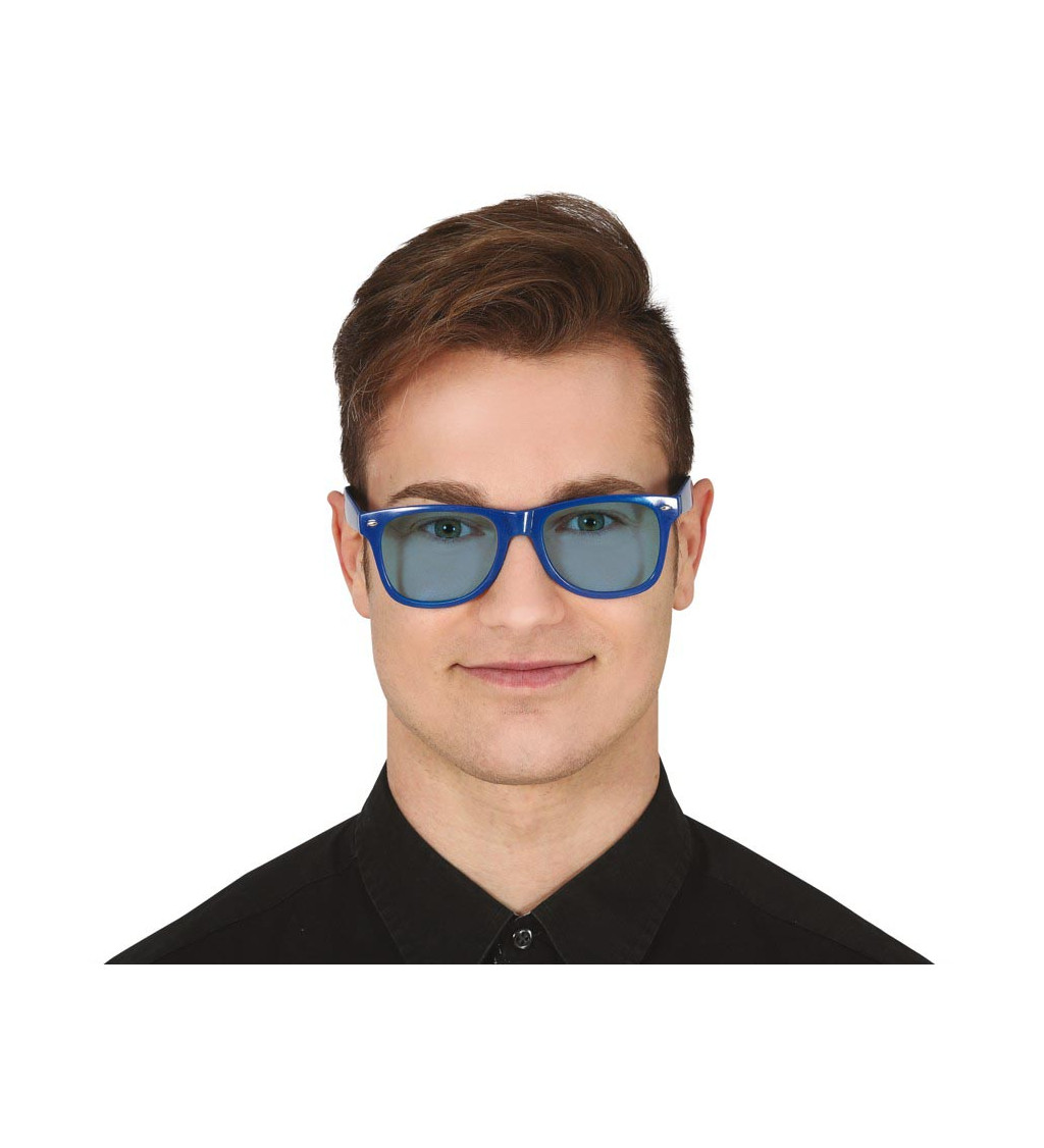 Modré okuliare s modrými sklami