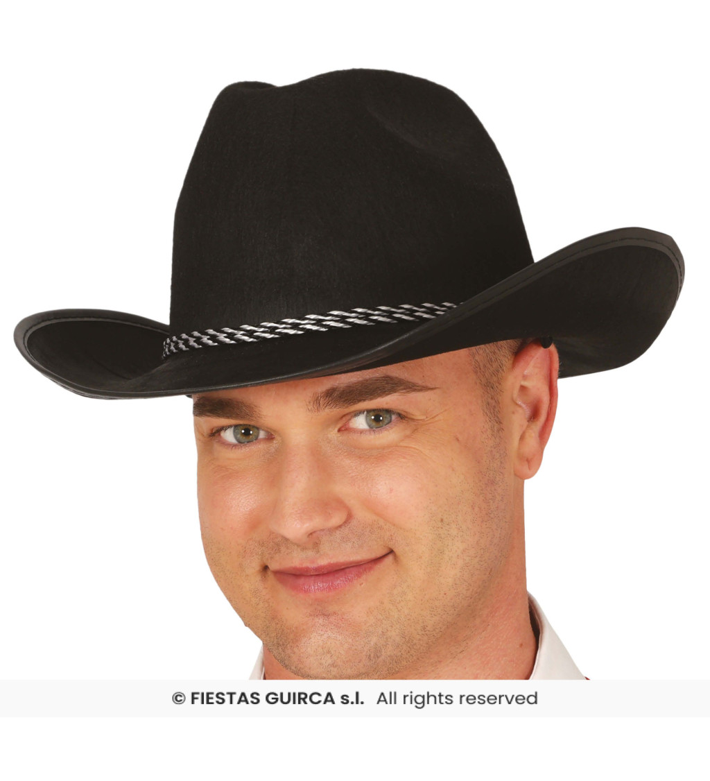 Čierny kovbojský klobúk