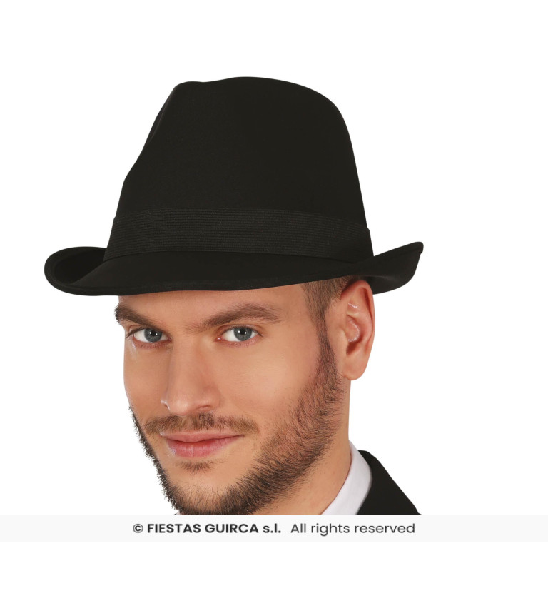 Čierny gangsterský klobúk