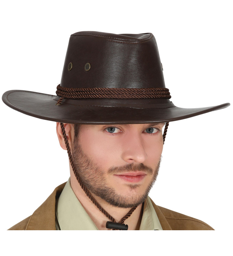 Hnedý kovbojský klobúk
